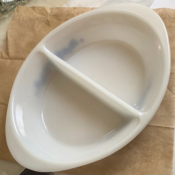 USA GLASBAKE MILK GLASS WHITE BLUE FLOWER CASSEROLE DISH BAKEWARE NEW J-239/8 - Picture 4 of 11